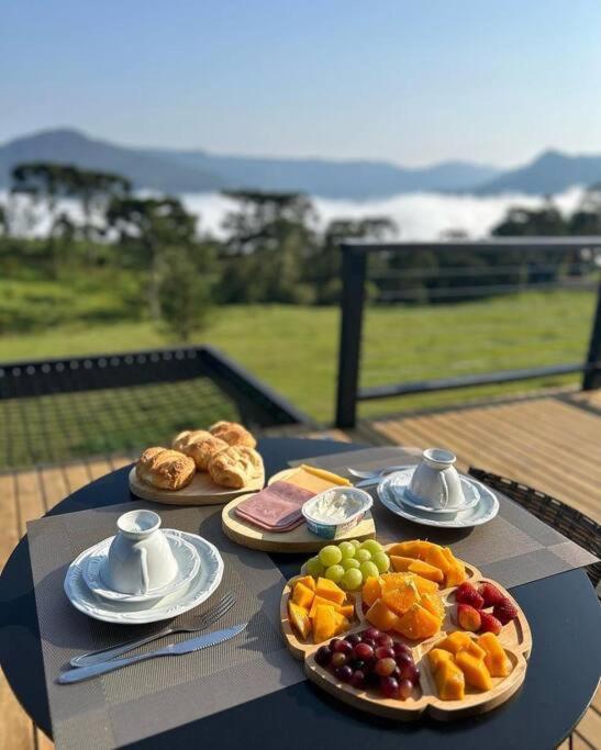 木屋 Refuge Mountain *